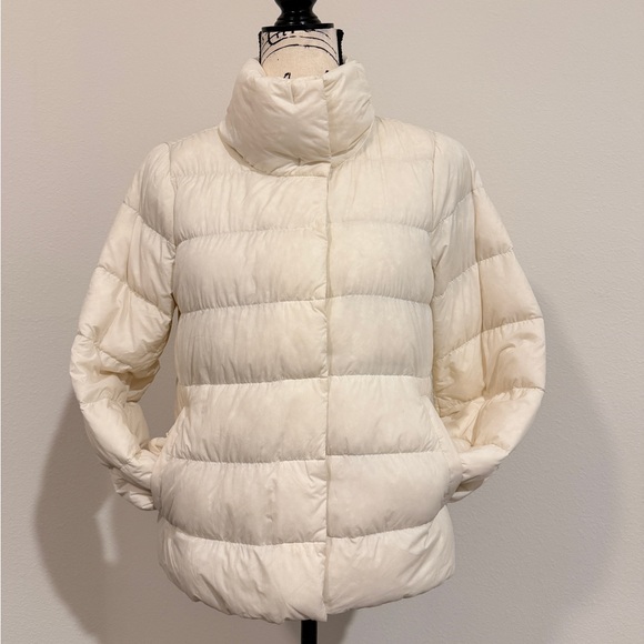 Uniqlo Powder Soft Down Puffer Jacket Yvory Cream Sz M Cabin Cozy Core - Picture 6 of 13
